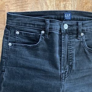 GAP Denim True Skinny Black Jeans size 28